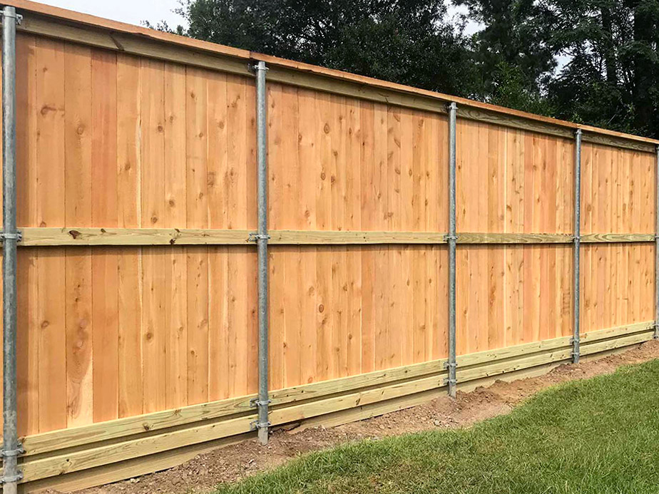 Wood fence contractor in the Greater Houston area.