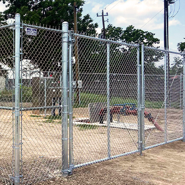 Chain link fence contractor in Greater Houston