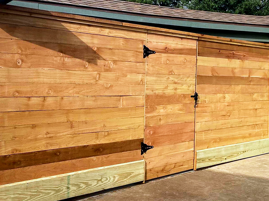 Cinco Ranch TX horizontal style wood fence