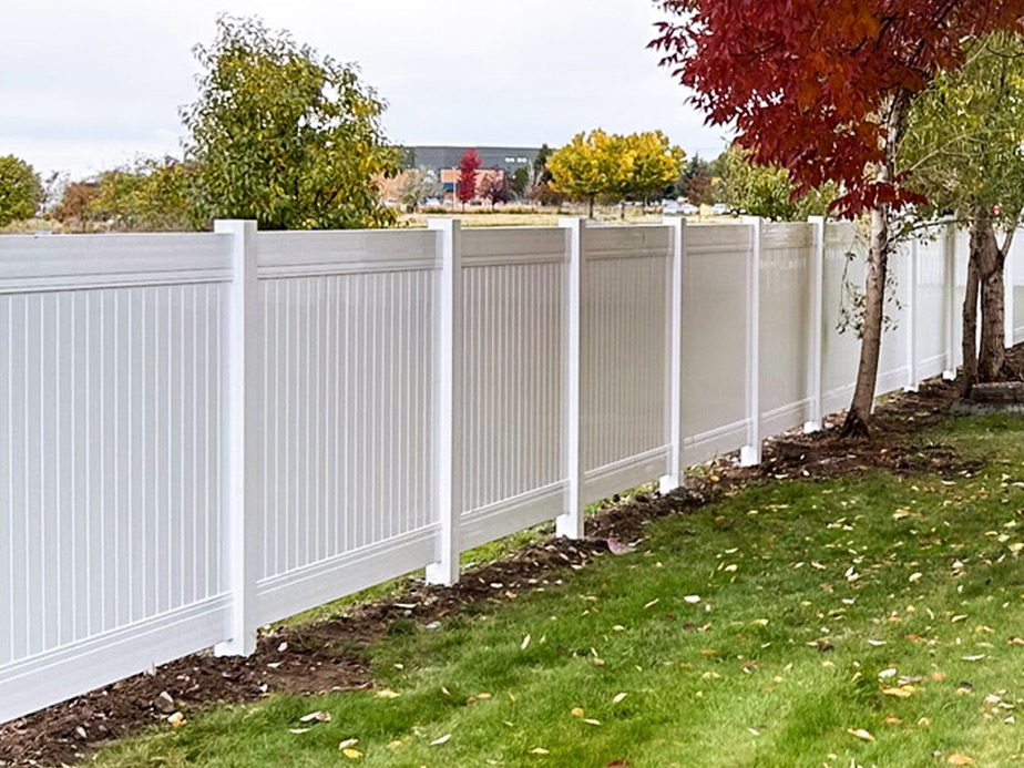 Needville Texas residential fencing company