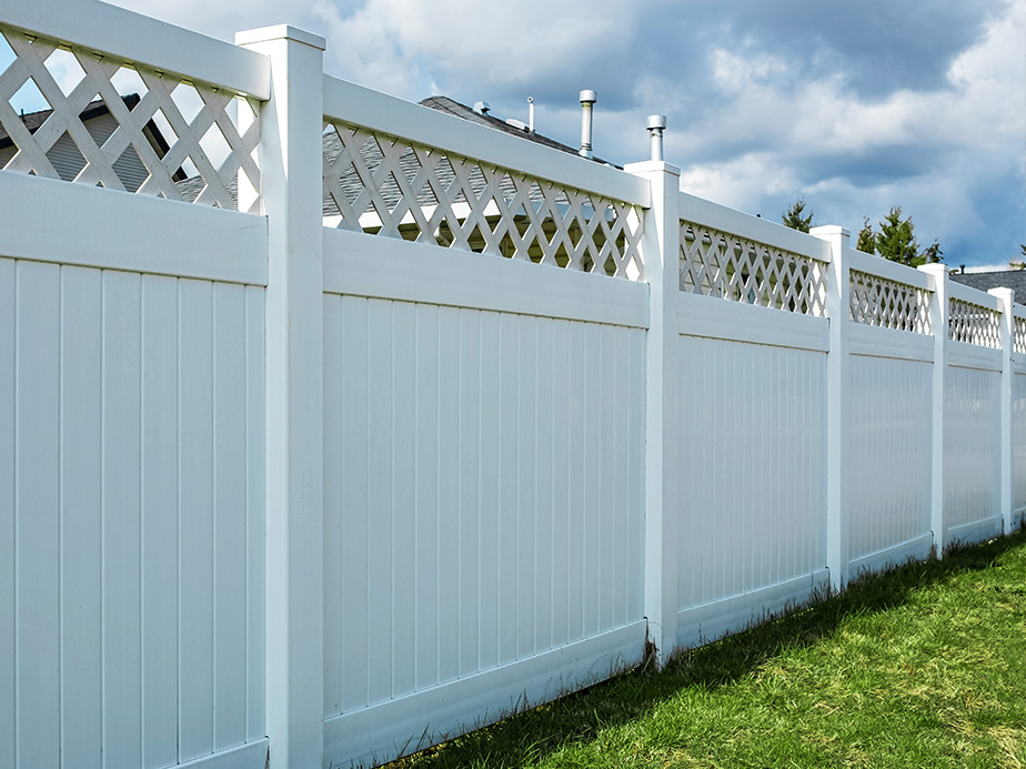 vinyl fence Pecan Grove Florida